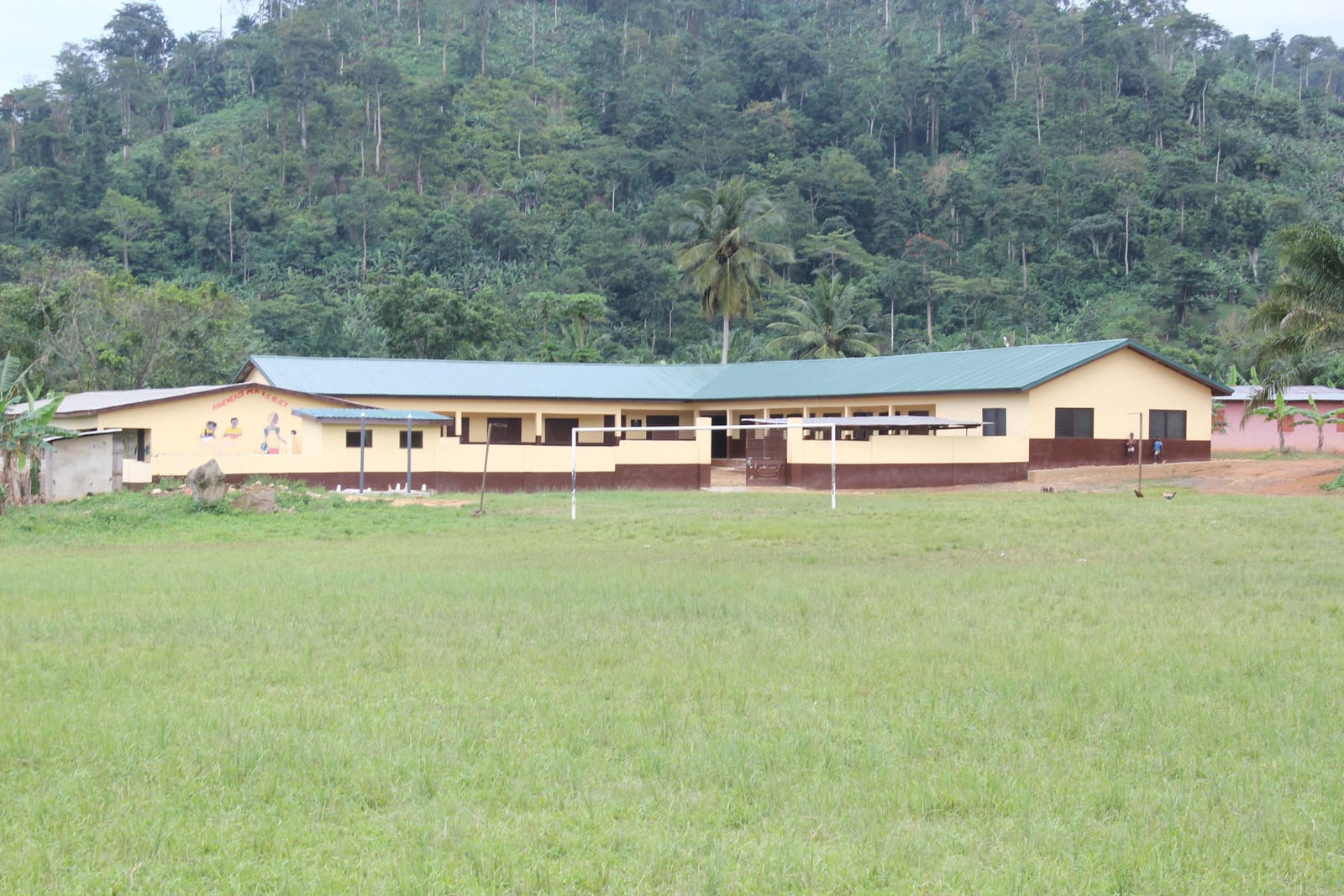 1No. 6 Unit Classroom Block at Kyebi Ahwenease