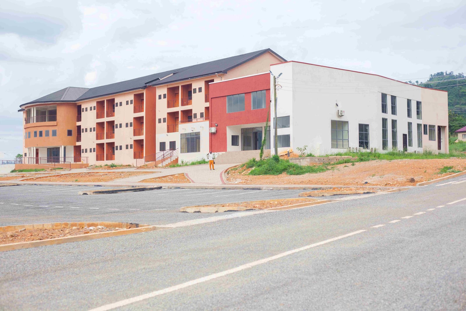 3-Storey 44-Rooms as Hostel at Greenery Site