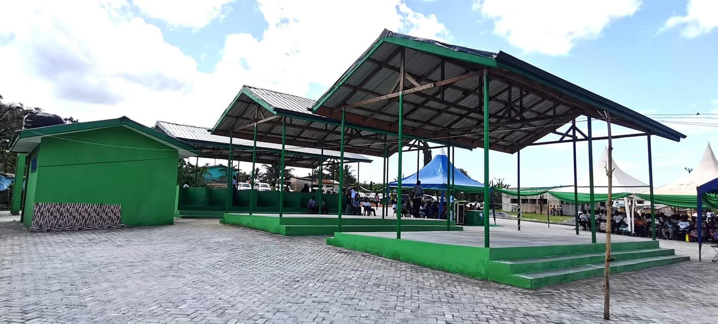 Construction of a Market Shed at Hotopo