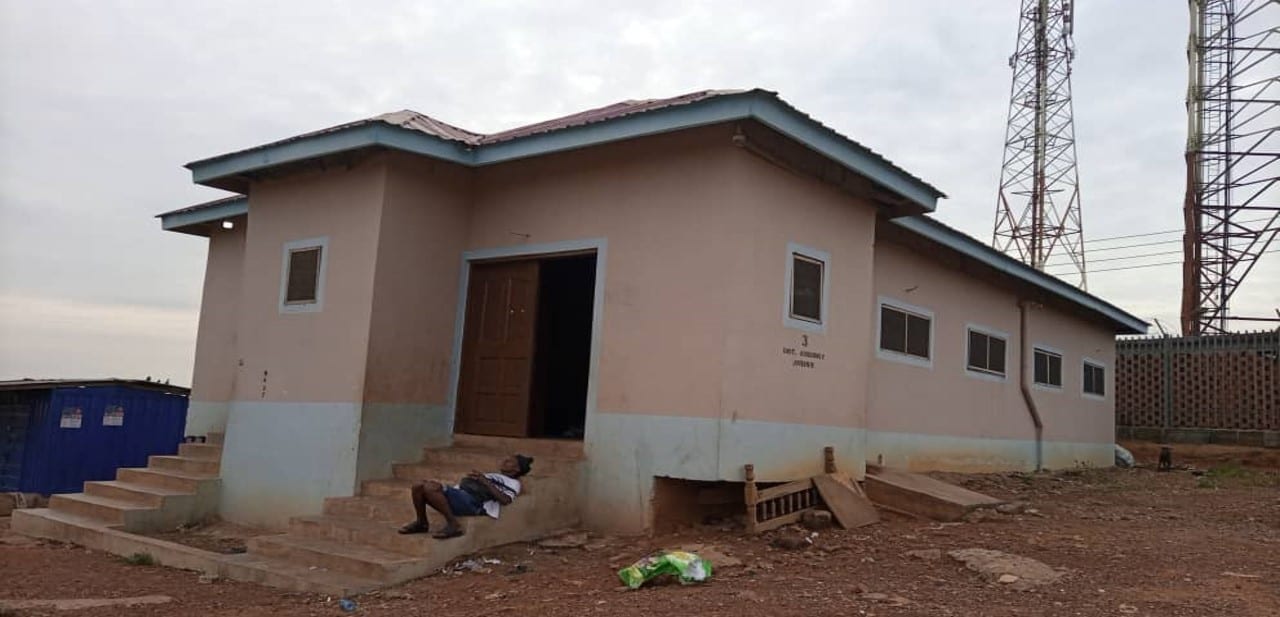 Construction Of 1No. 20 Seater W/C Facility With Mechanized Borehole.