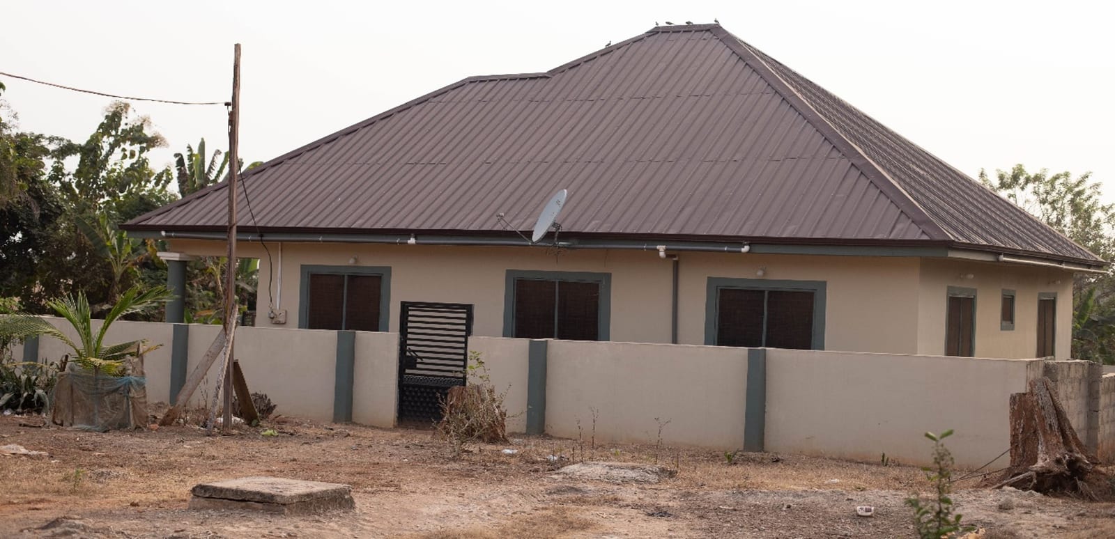 Construction of 1No. 3bedroom Doctor's bungalow at Sankore Polyclinic