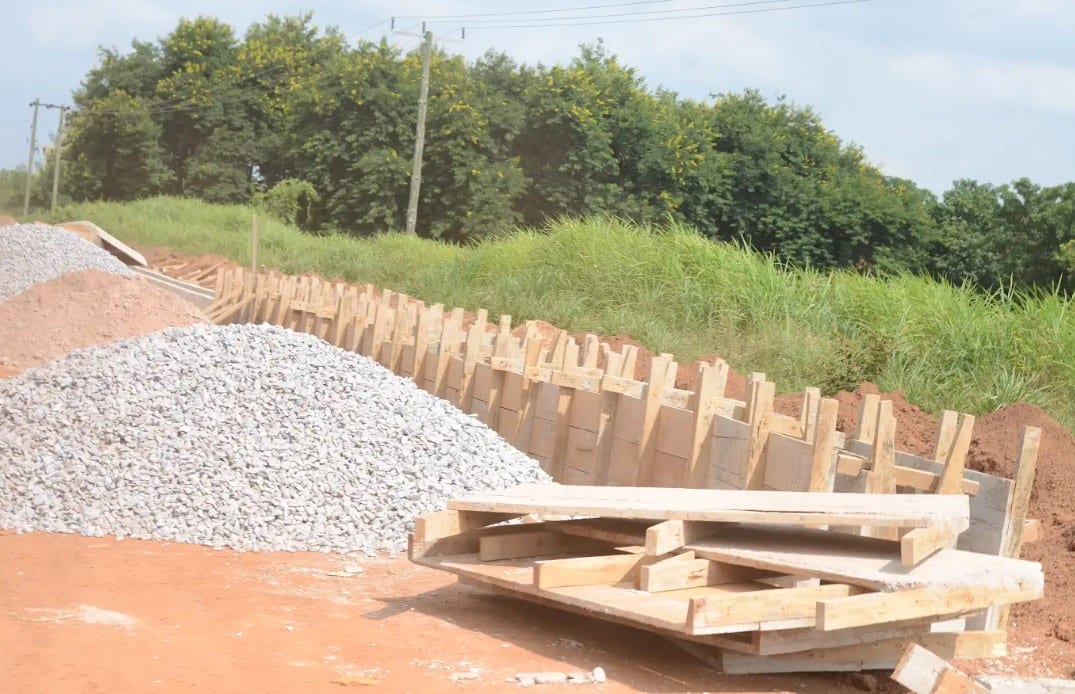 Construction of Atebubu-Kumfia road