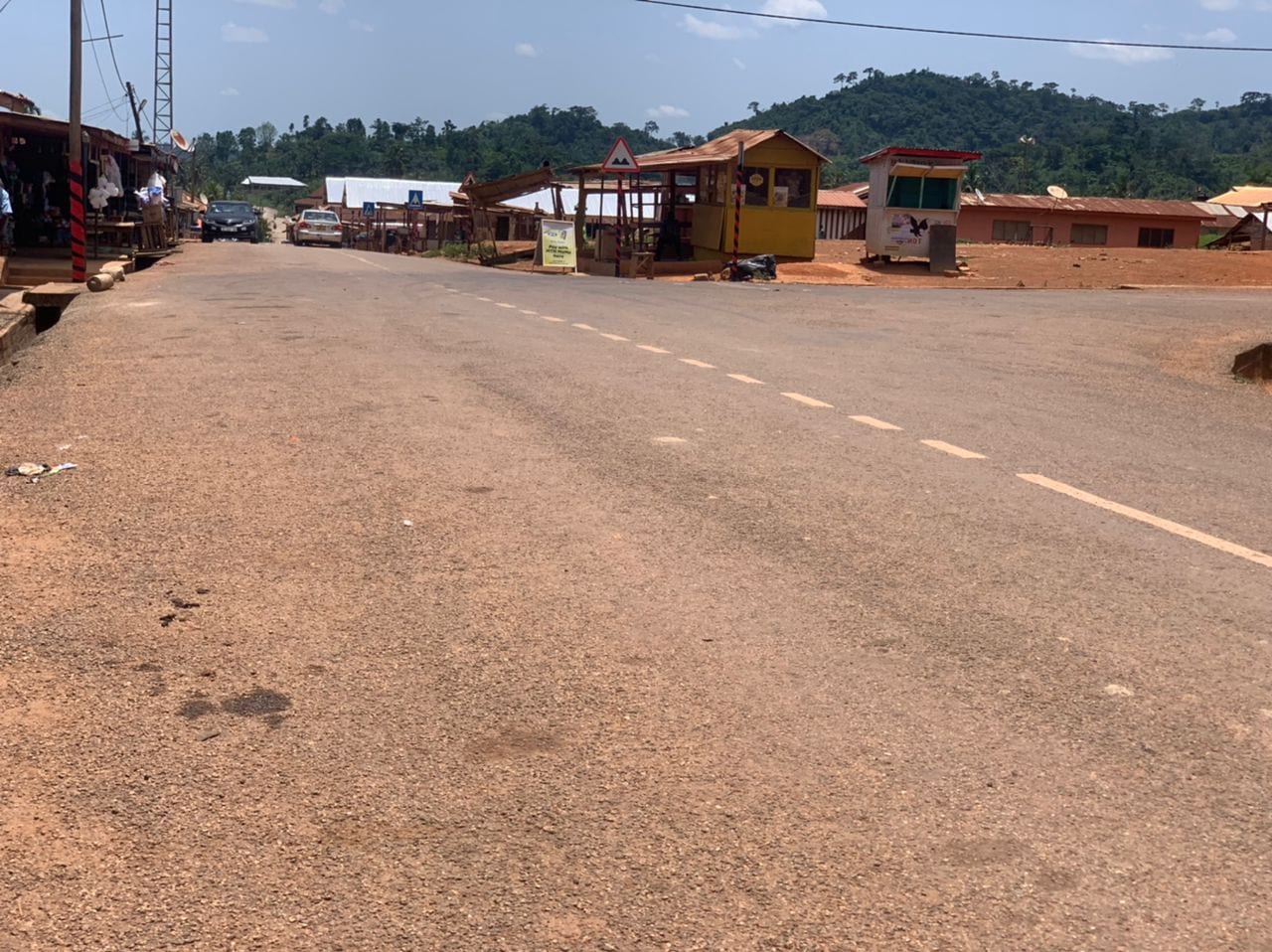 Bitumen Surfacing at Ntronang and Afosu