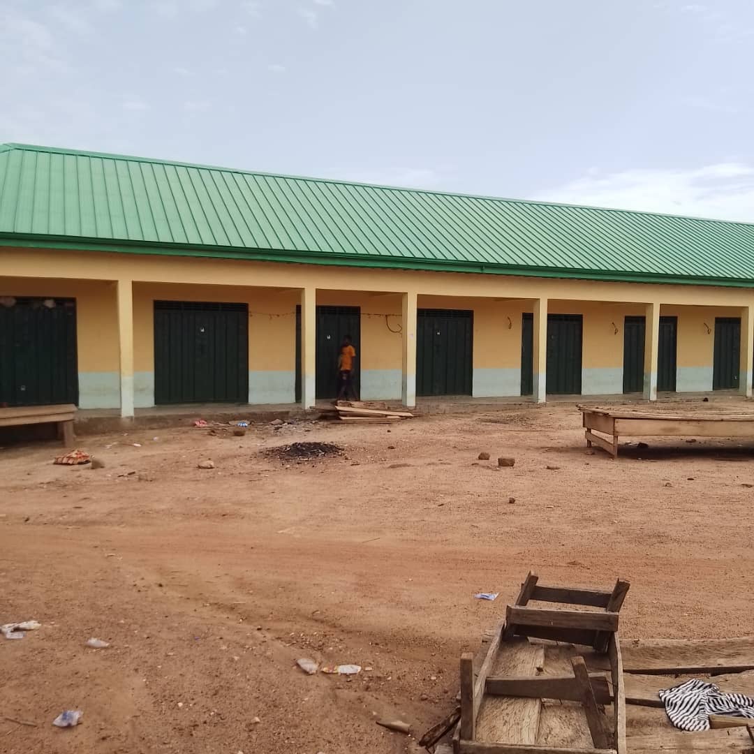 Construction of 1No. 12-Unit Lockable Stores at Tinga