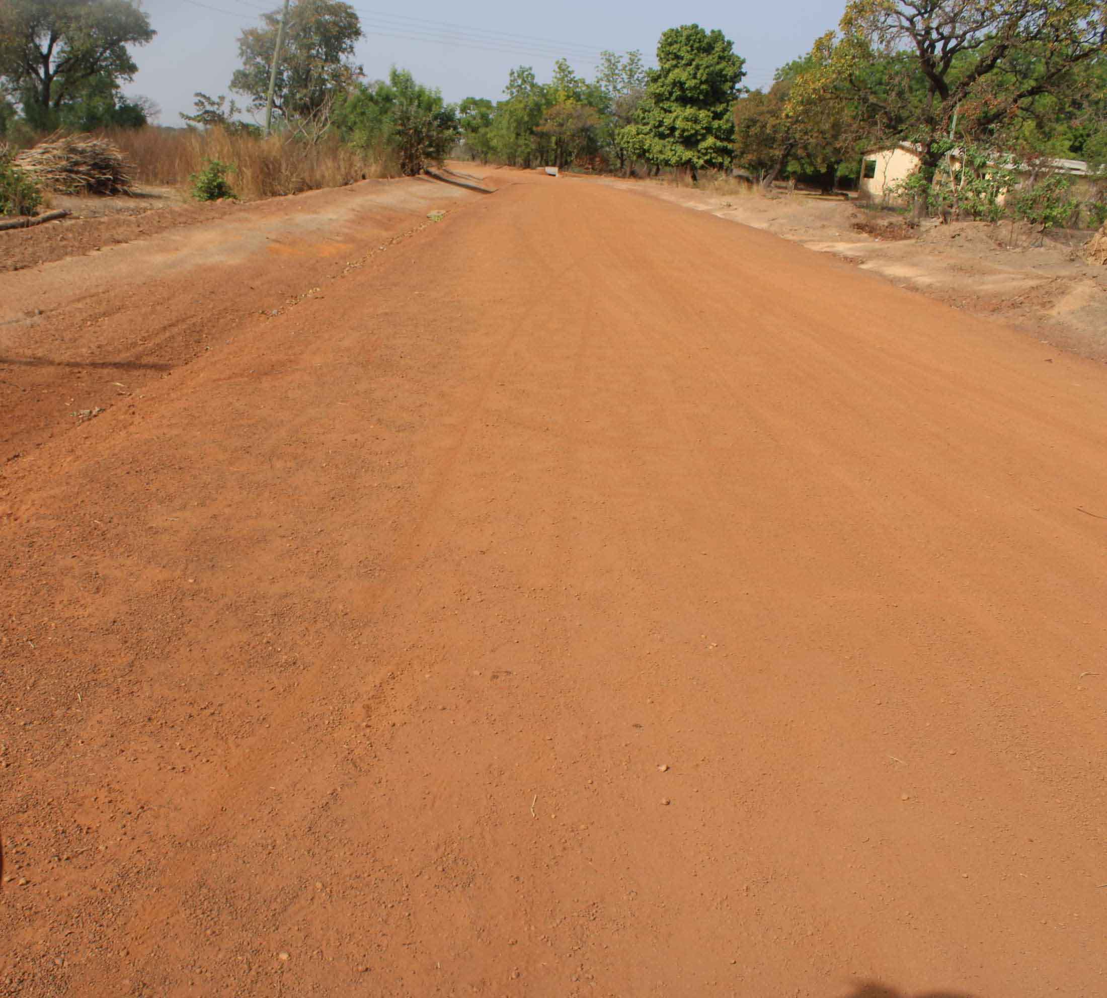 Construction of Owlo-Buoyiri-Fian road
