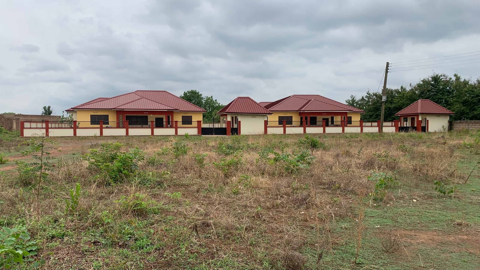 Construction of Savannah Regional Feeder Roads Department staff bungalow at Salaga