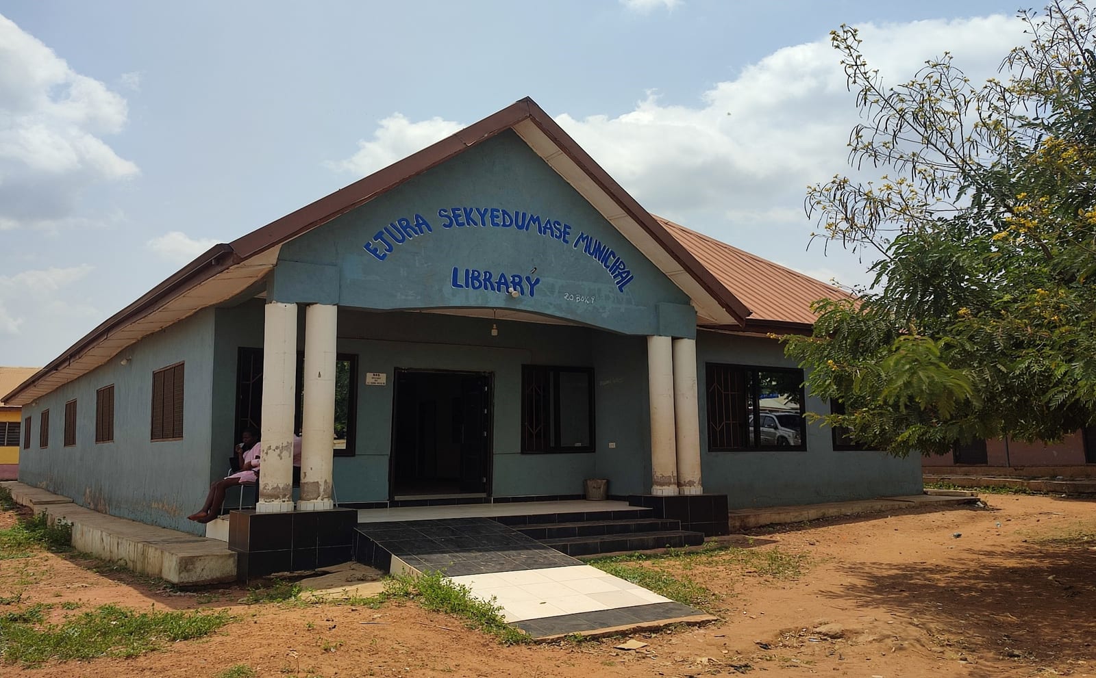 Construction of 1No. Modern  Community E-Library