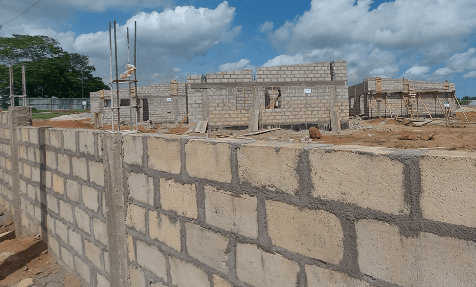 Construction of 20 Bed Capacity Hospital  with modern facilities  at Aiyinase