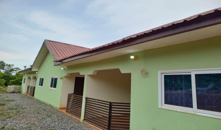 Construction of 1No. 4-Unit Semi-Detached Chamber and Hall Self-Contained at Osino