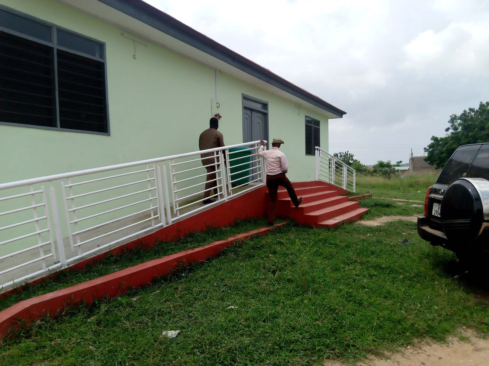 Construction of CHPS Compound at Tomefa