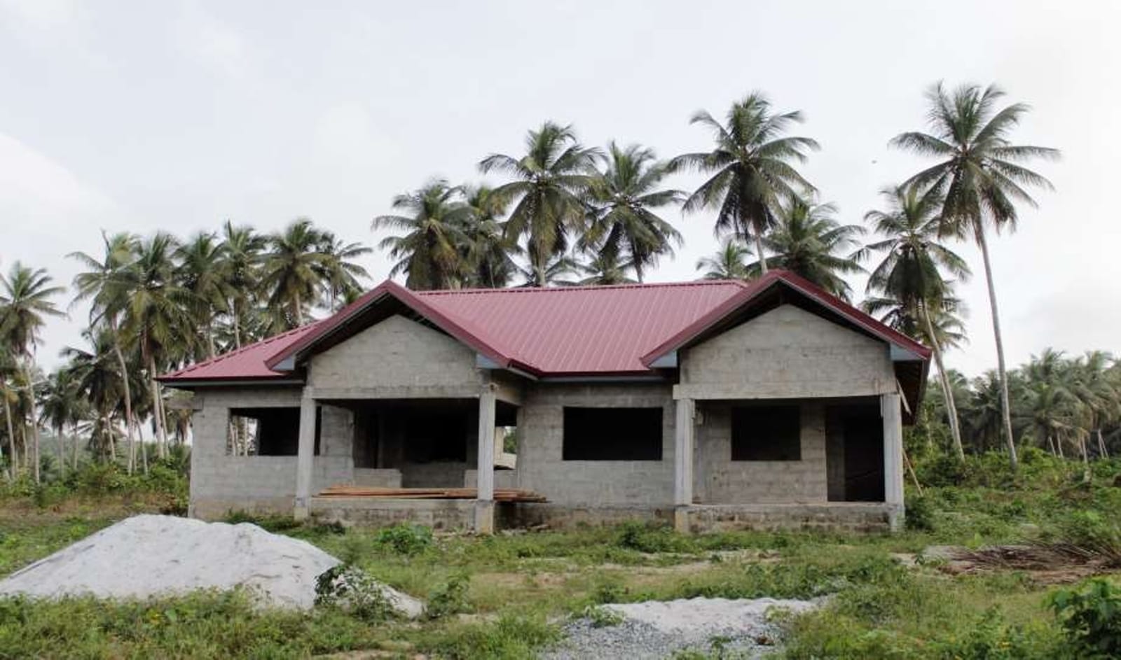 Construction of CHPS Compound at Kabenlasuazo