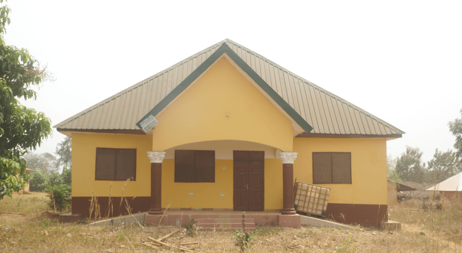 Construction of a Maternity Block at Apesika