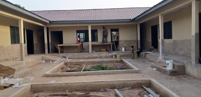 Construction of 6-unit classroom block at Bonbari