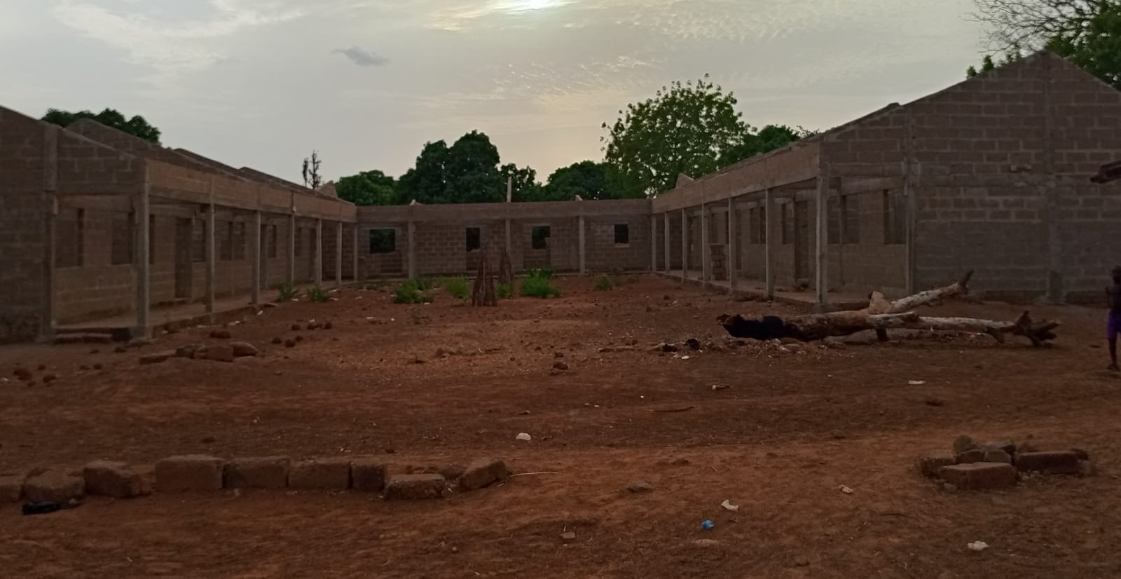 Construction of 6-unit classroom block at Kpeigu prim. Sch