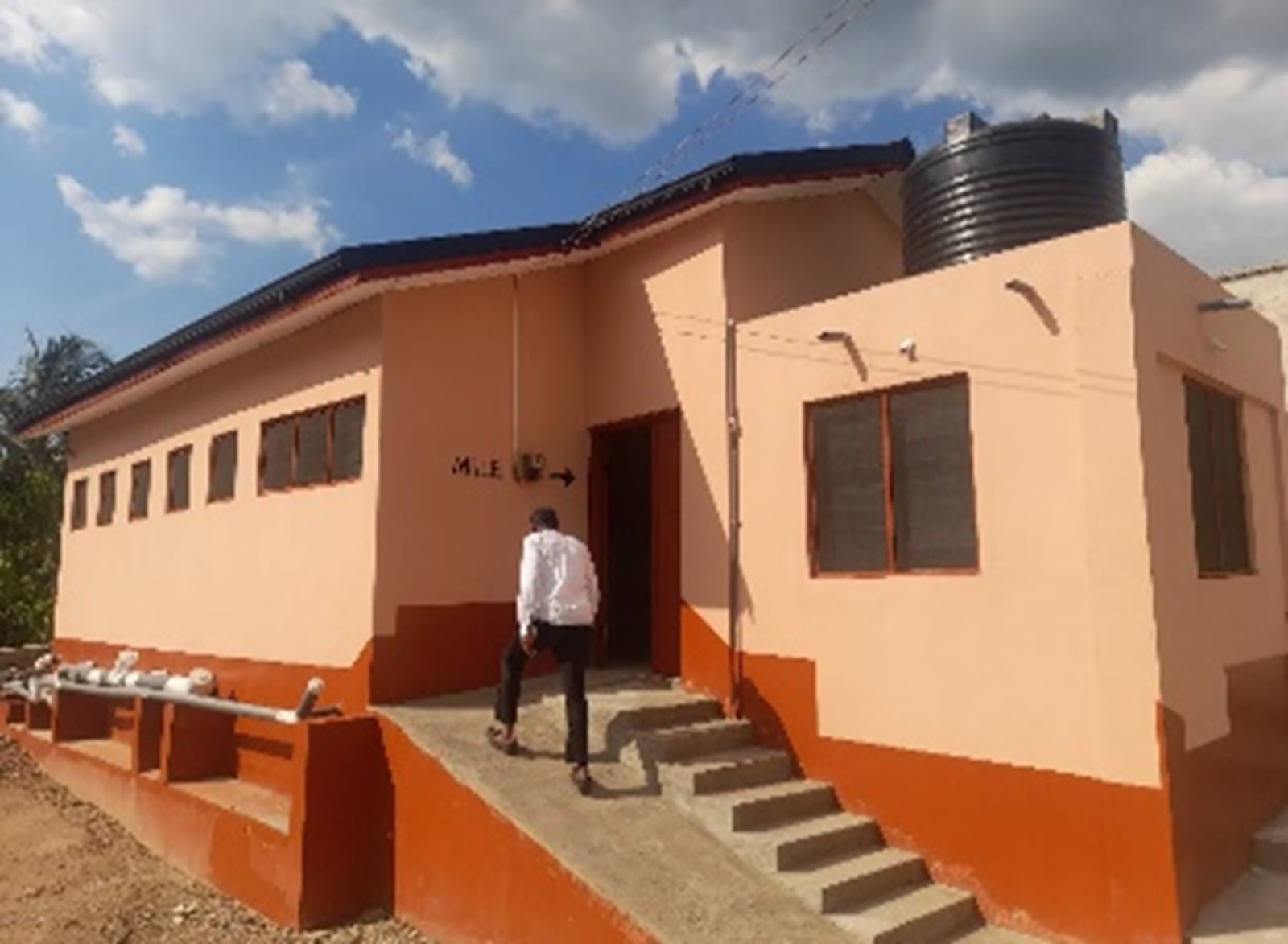 Construction Of 1no. 10-Unit W/C And 1no. Mechanized Borehole At Suhum -Newtown