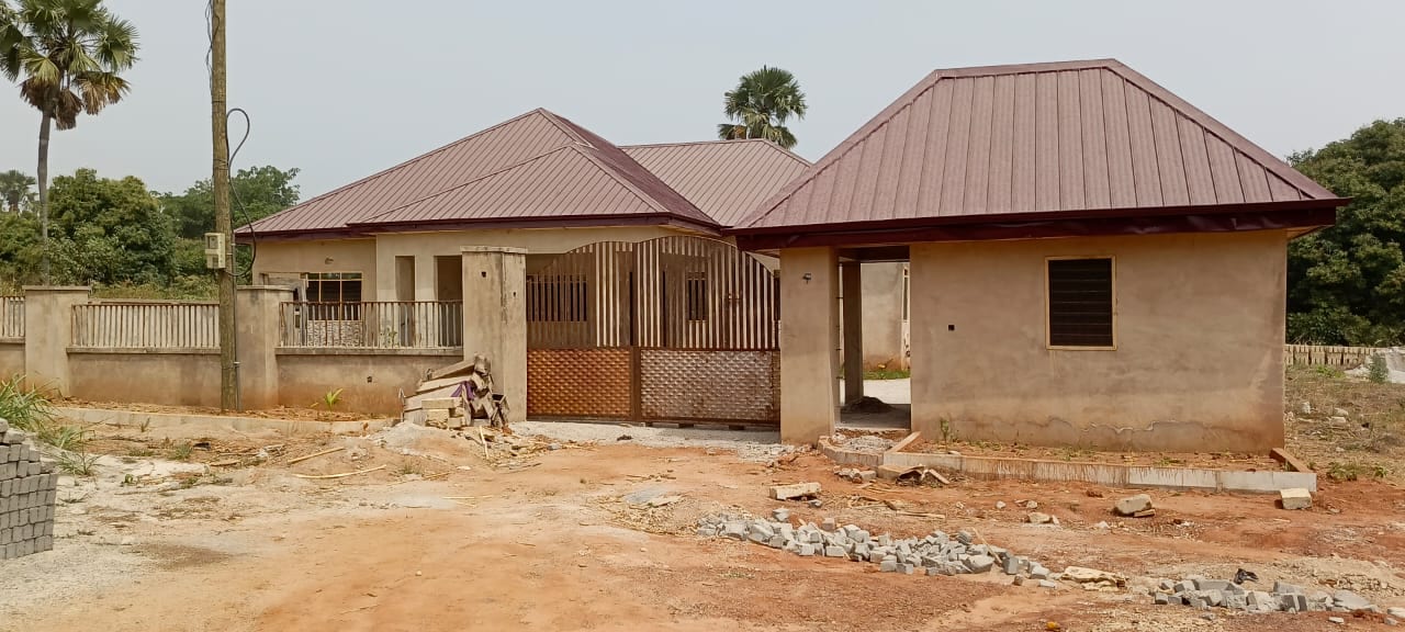 Construction of 2No 3-bedroom bungalows for regional police commanders and Deputies in Techiman