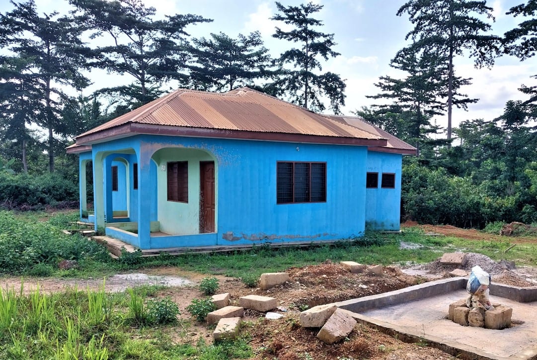 Construction of CHPS Compounds with Mechanized Borehole at Besease